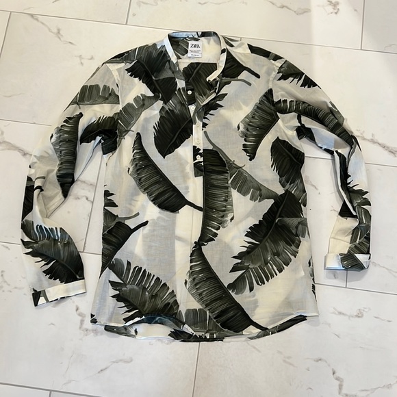 Zara Palm Frond Long Sleeve - Picture 1 of 2
